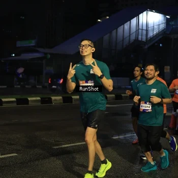 Runner Photo 7891905