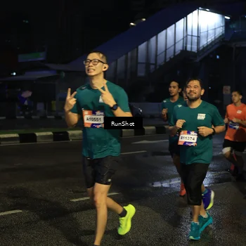 Runner Photo 7891908