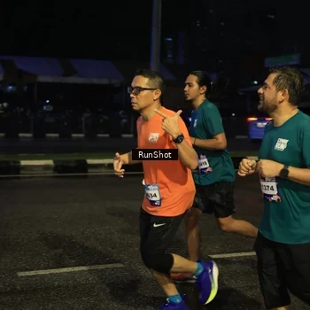 Runner Photo 7891946