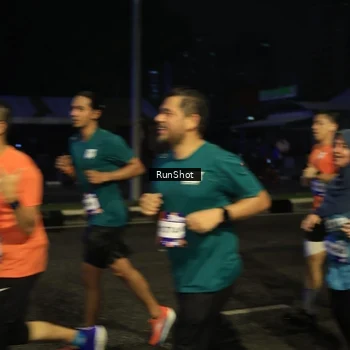 Runner Photo 7891953