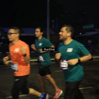 Runner Photo 7891957