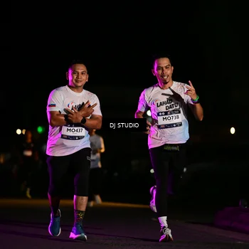 Runner Photo 7891962