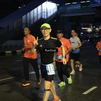 Runner Photo 7891976