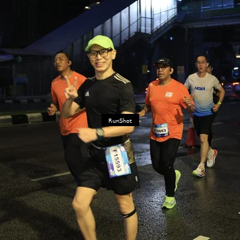 Runner Photo 7891985