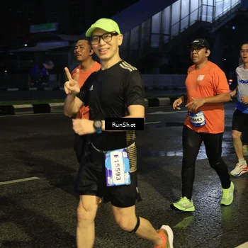 Runner Photo 7891994