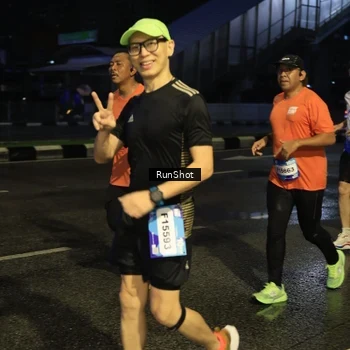 Runner Photo 7891995
