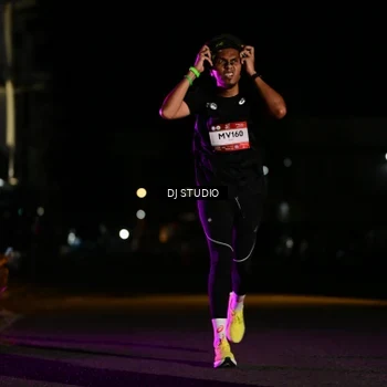 Runner Photo 7892003