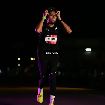 Runner Photo 7892009