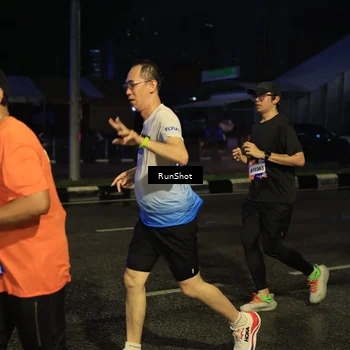 Runner Photo 7892031