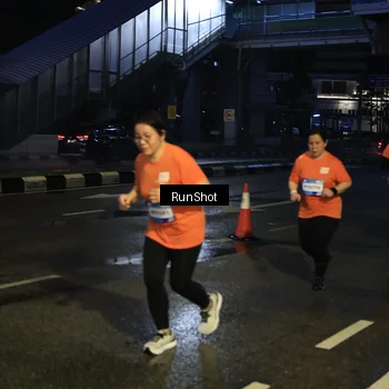 Runner Photo 7892040