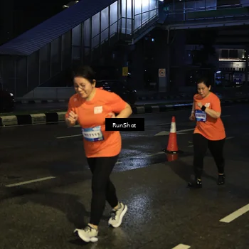 Runner Photo 7892050