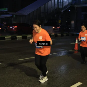 Runner Photo 7892051