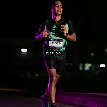 Runner Photo 7892057