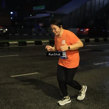 Runner Photo 7892059
