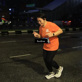 Runner Photo 7892065