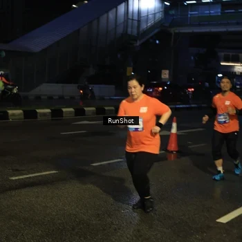 Runner Photo 7892072