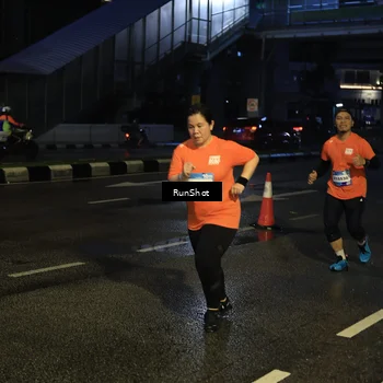 Runner Photo 7892073
