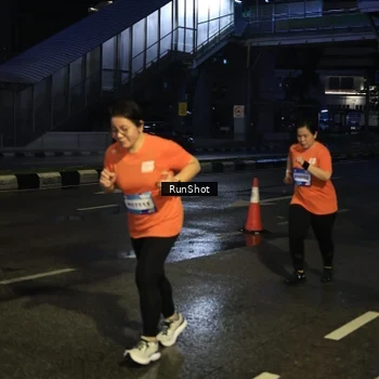 Runner Photo 7892079