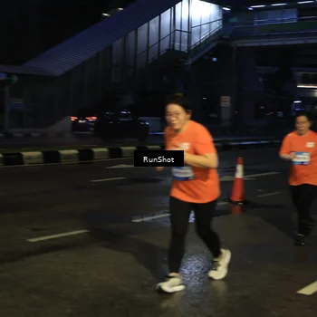 Runner Photo 7892086