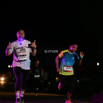Runner Photo 7892101
