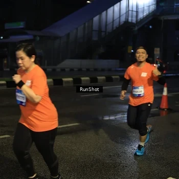 Runner Photo 7892104