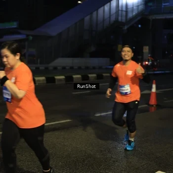 Runner Photo 7892105