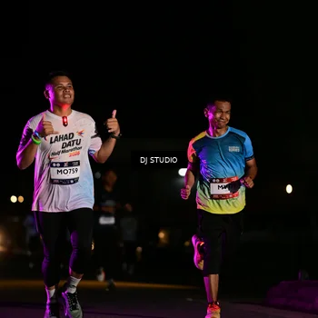 Runner Photo 7892107