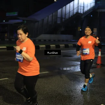 Runner Photo 7892112