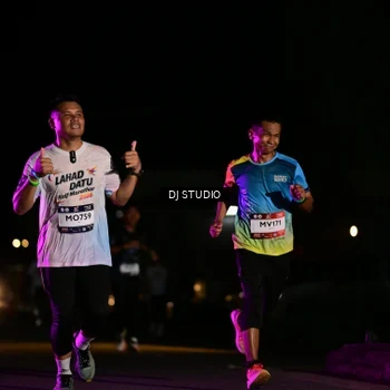 Runner Photo 7892113