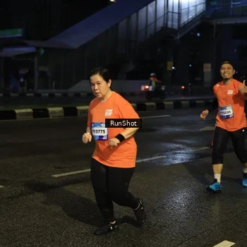 Runner Photo 7892114