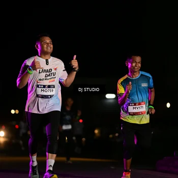 Runner Photo 7892116