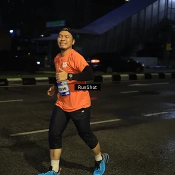 Runner Photo 7892134