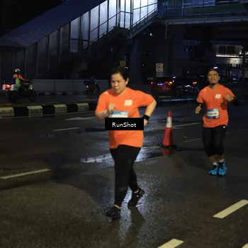 Runner Photo 7892135