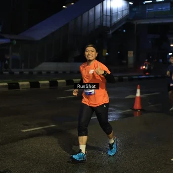 Runner Photo 7892141