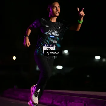 Runner Photo 7892146