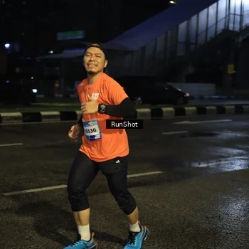 Runner Photo 7892172
