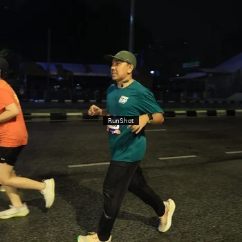 Runner Photo 7892208