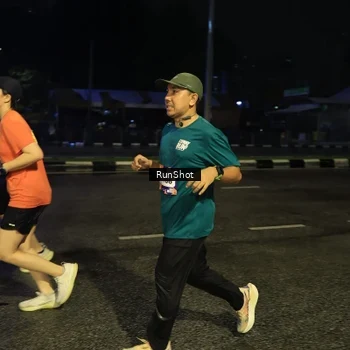 Runner Photo 7892211