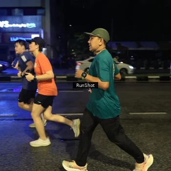 Runner Photo 7892221