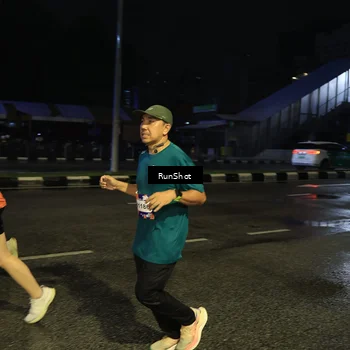 Runner Photo 7892257