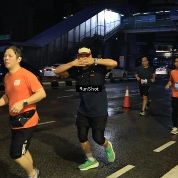 Runner Photo 7892275