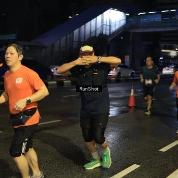 Runner Photo 7892276