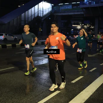 Runner Photo 7892306