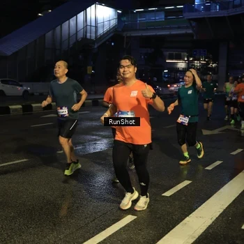 Runner Photo 7892307