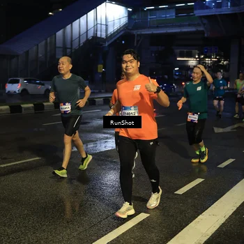 Runner Photo 7892309