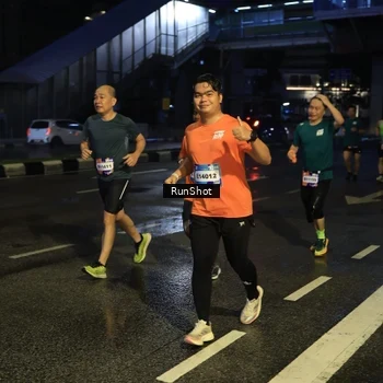 Runner Photo 7892310