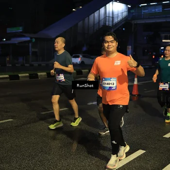 Runner Photo 7892316