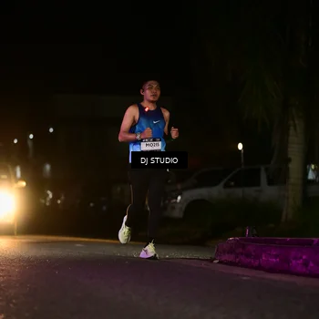 Runner Photo 7892324