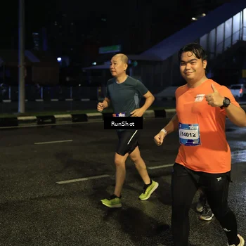Runner Photo 7892326