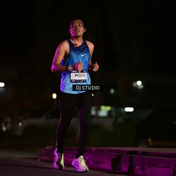Runner Photo 7892331